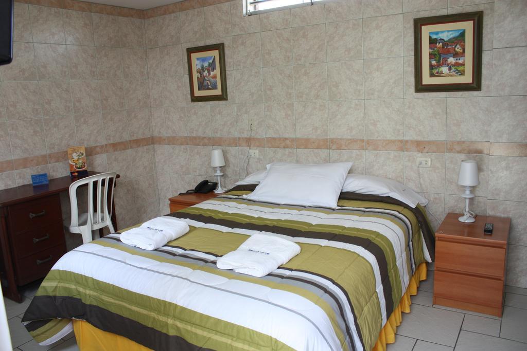Hotel Bracamonte Huanchaco Habitación foto